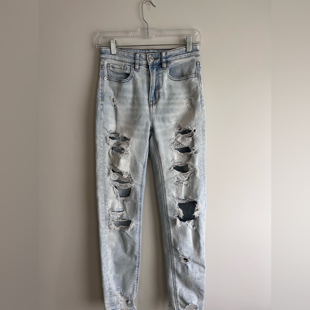 American Eagle Distressed Mom Jeans